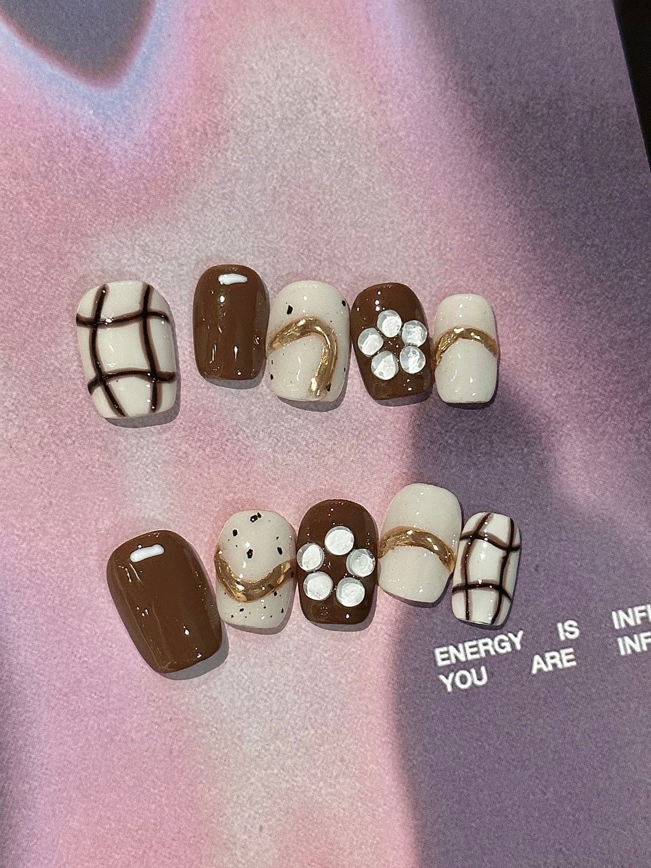 Cozy Brownie Press On Nail