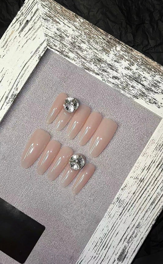 Queen Luxury Nude Press On Nail