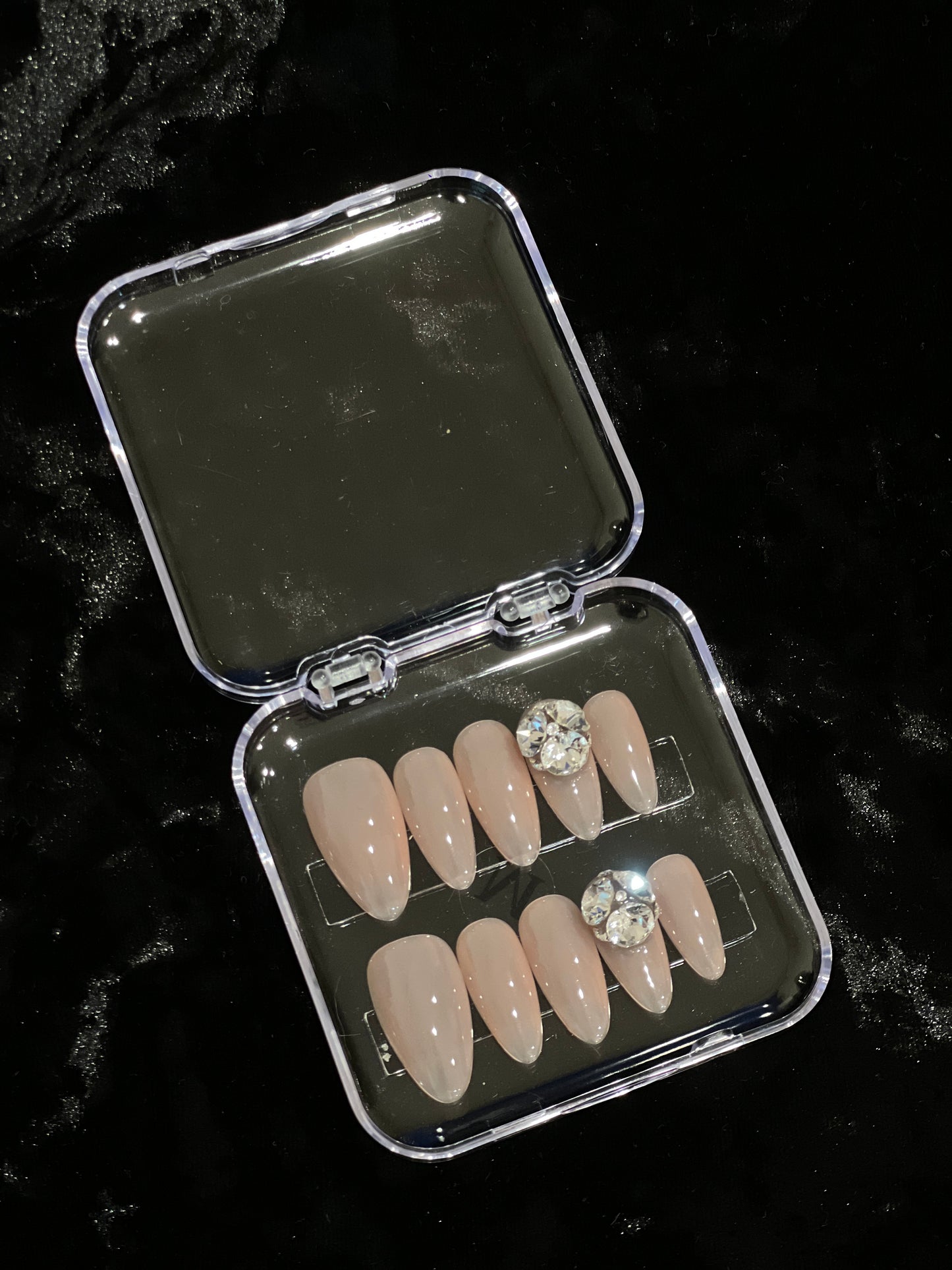 Queen Luxury Nude Press On Nail